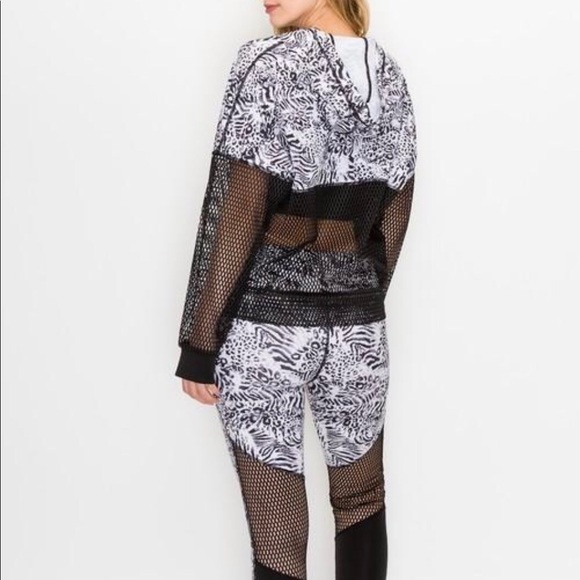 White Leopard Print Athletic Set - Picture 2 of 2